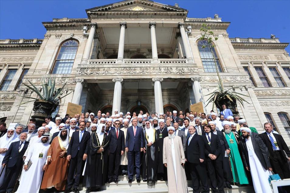 İslam alimleri İstanbul'da buluştu