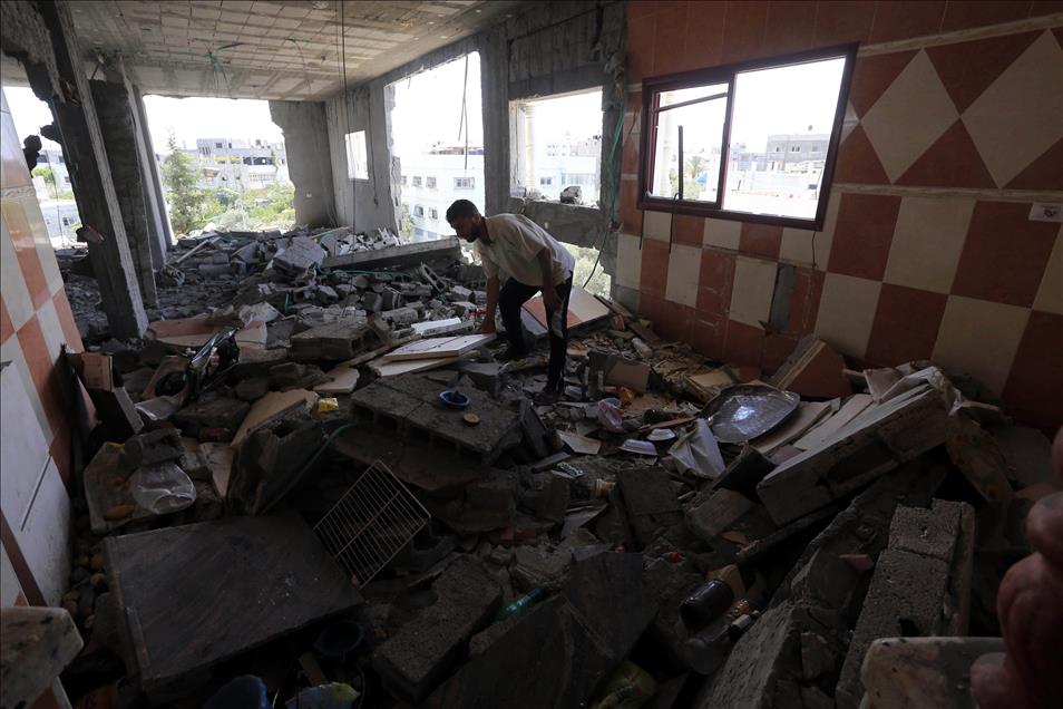 Palestinian's houses damaged by Israeli attack