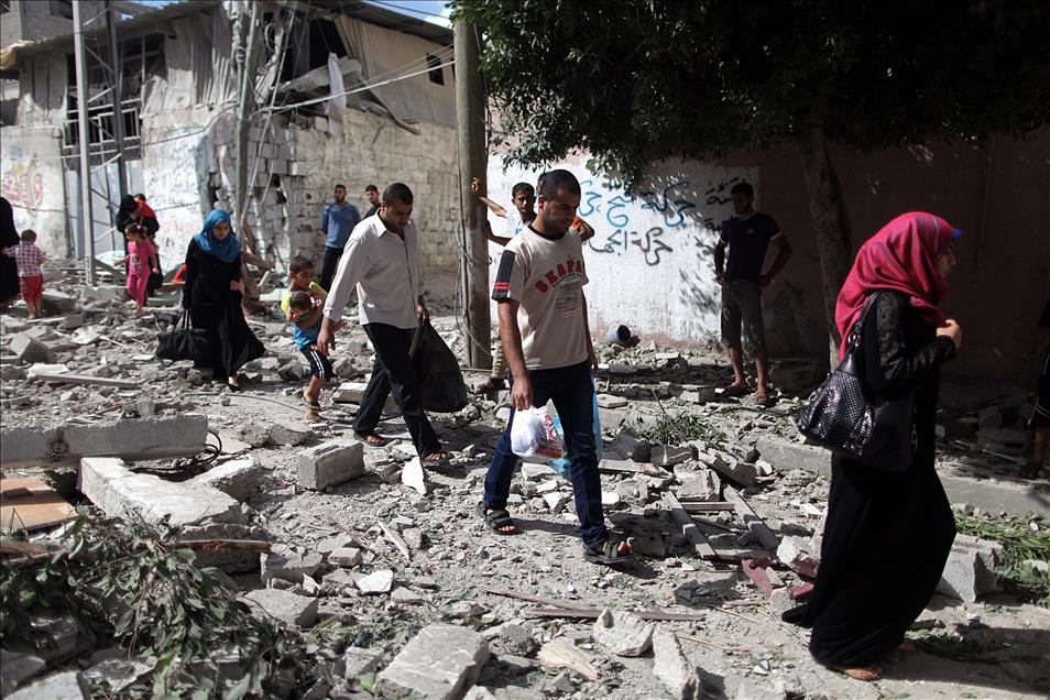 Gazze'liler güvenli bölgelere göç ediyor - Anadolu Ajansı