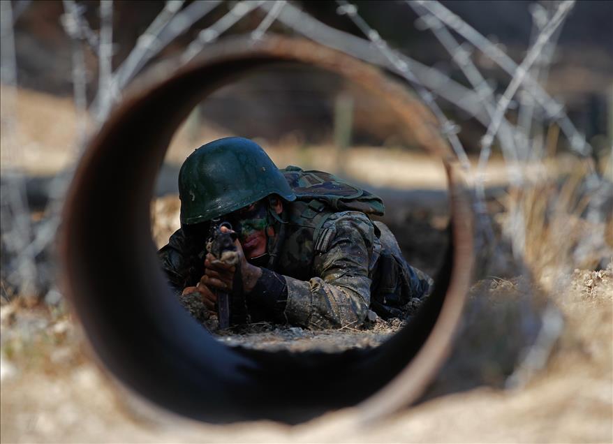Harbiyelilerin "kutsal yuvada" zorlu eğitimi