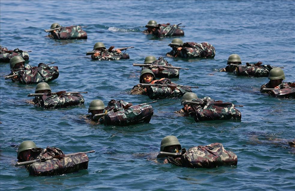 Harbiyelilerin "kutsal yuvada" zorlu eğitimi