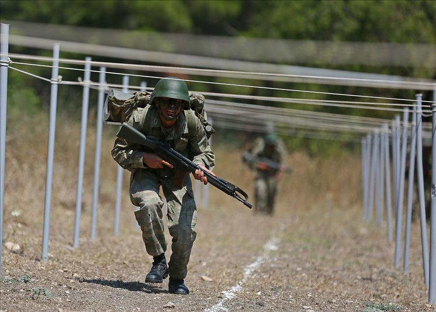 Harbiyelilerin "kutsal yuvada" zorlu eğitimi