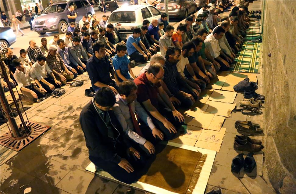 Erzurum'da Kadir Gecesi