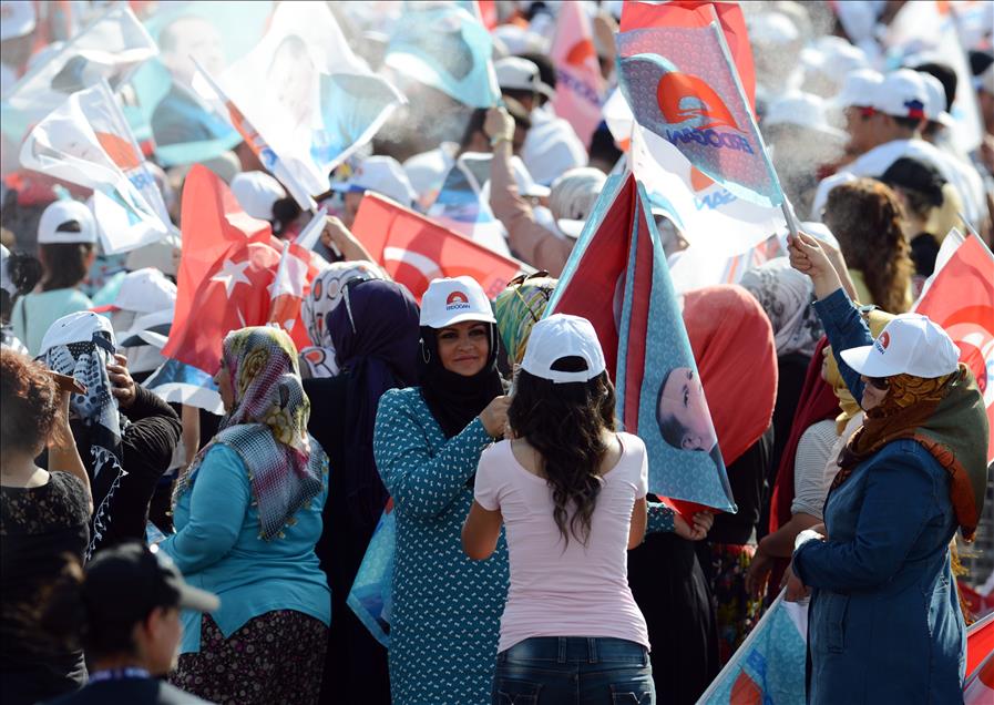 Cumhurbaşkanı adayı ve Başbakan Erdoğan'ın Diyarbakır mitingi