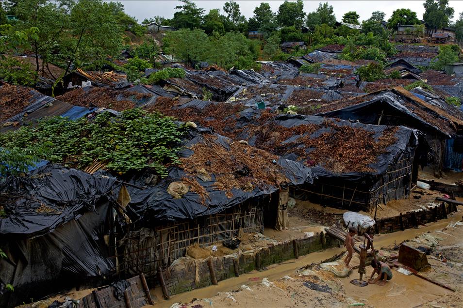 Refuge camp for Rohingya Muslims in Bangladesh