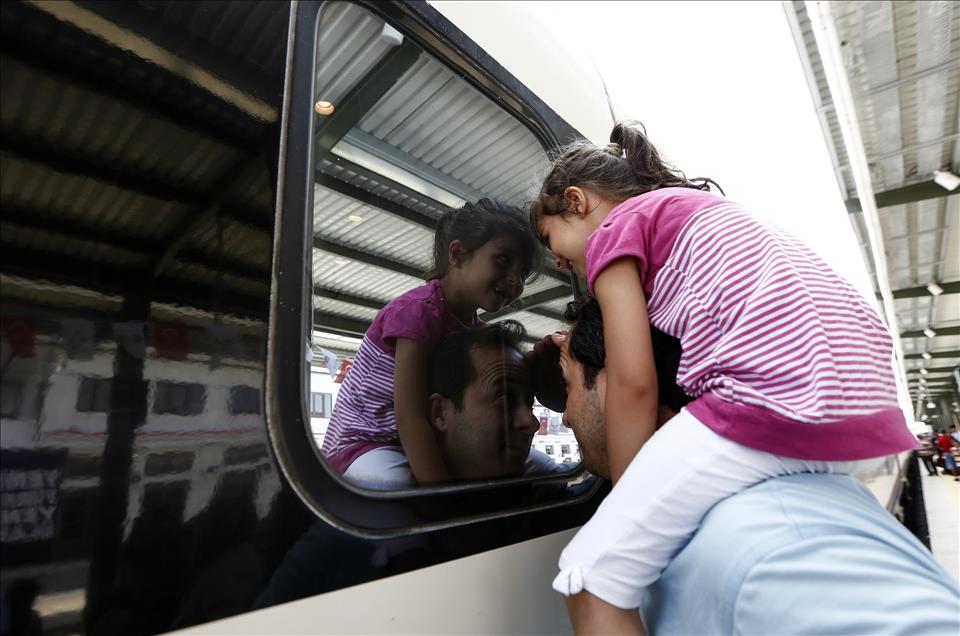 "Yüksek Hızlı Tren"in ilk Ankara-İstanbul seferi yapıldı