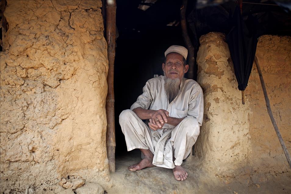 Refuge camp for Rohingya Muslims in Bangladesh