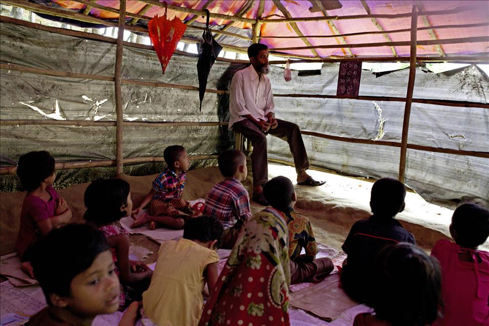 Refuge camp for Rohingya Muslims in Bangladesh