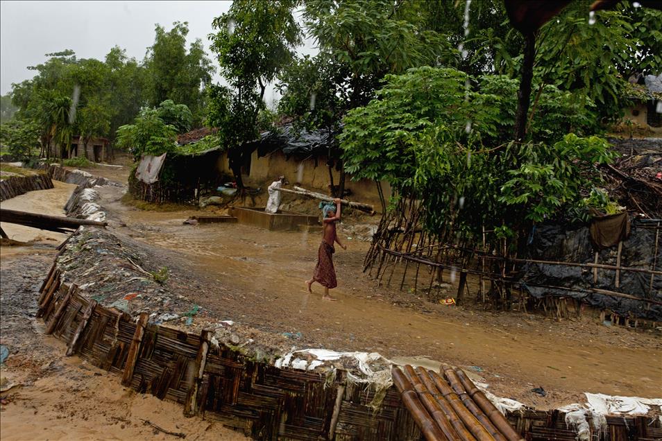 Refuge camp for Rohingya Muslims in Bangladesh