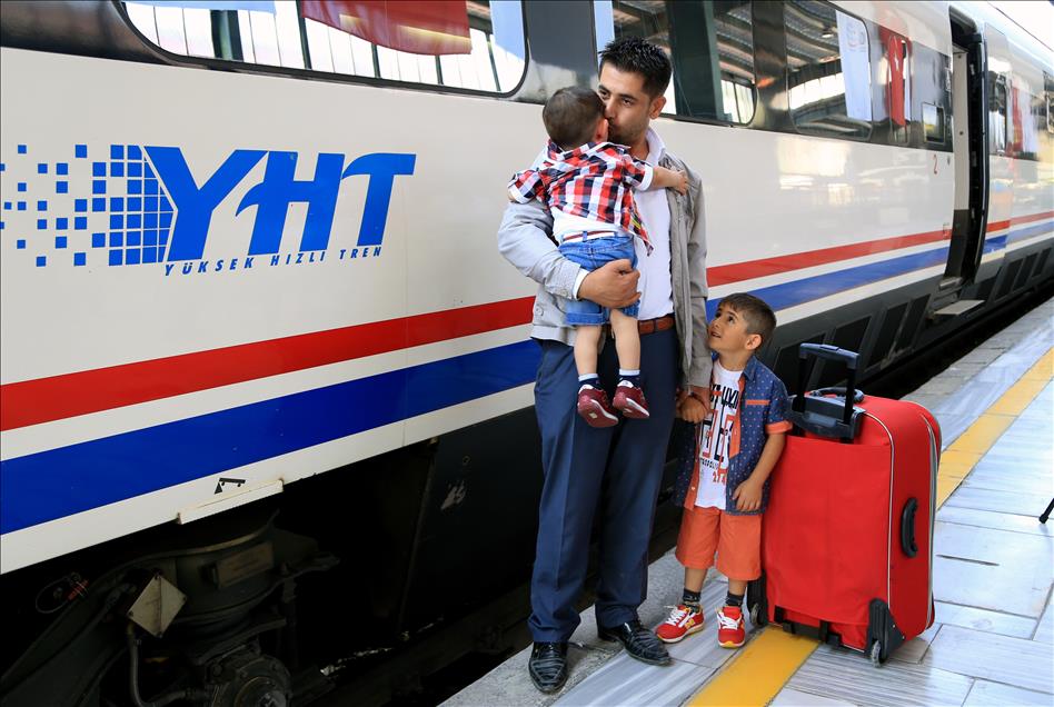 "Yüksek Hızlı Tren"in ilk İstanbul-Ankara seferi yapıldı