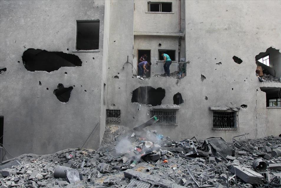 İsrail AA ofisinin bulunduğu binayı bombaladı