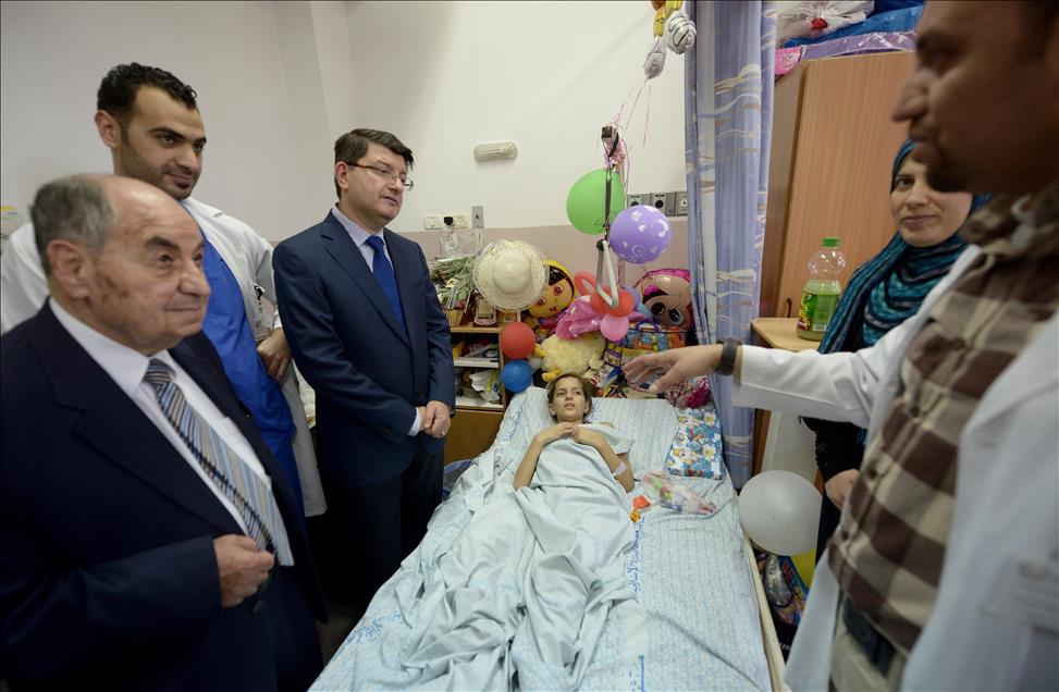 Gazze'li yaralılar Kudüs'te