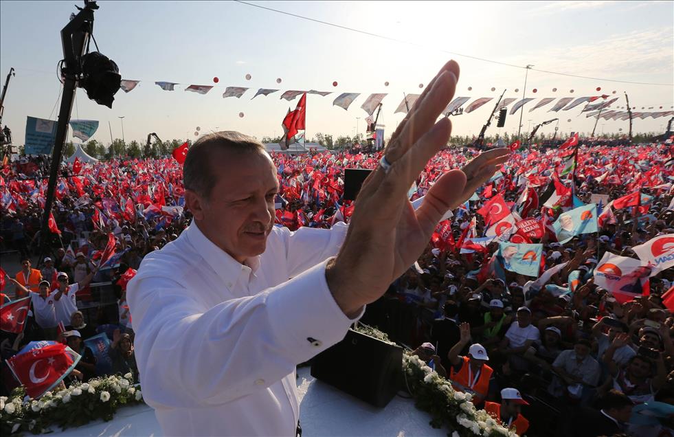Cumhurbaşkanı adayı ve Başbakan Erdoğan'ın İstanbul mitingi