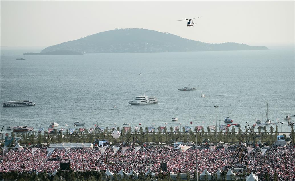 Cumhurbaşkanı adayı ve Başbakan Erdoğan'ın İstanbul mitingi