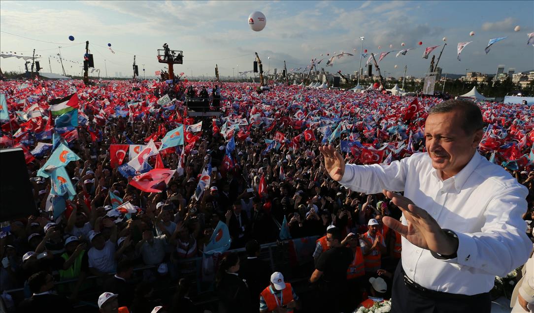Cumhurbaşkanı adayı ve Başbakan Erdoğan'ın İstanbul mitingi
