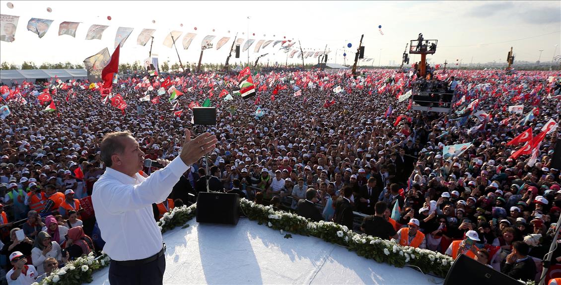 Cumhurbaşkanı adayı ve Başbakan Erdoğan'ın İstanbul mitingi
