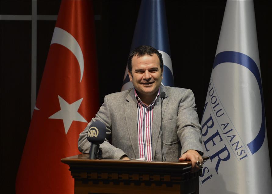 İngilizce Enerji Muhabirliğinde mezuniyet heyecanı