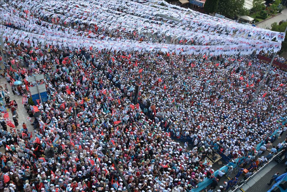 Cumhurbaşkanı adayı ve Başbakan Erdoğan'ın Aydın mitingi