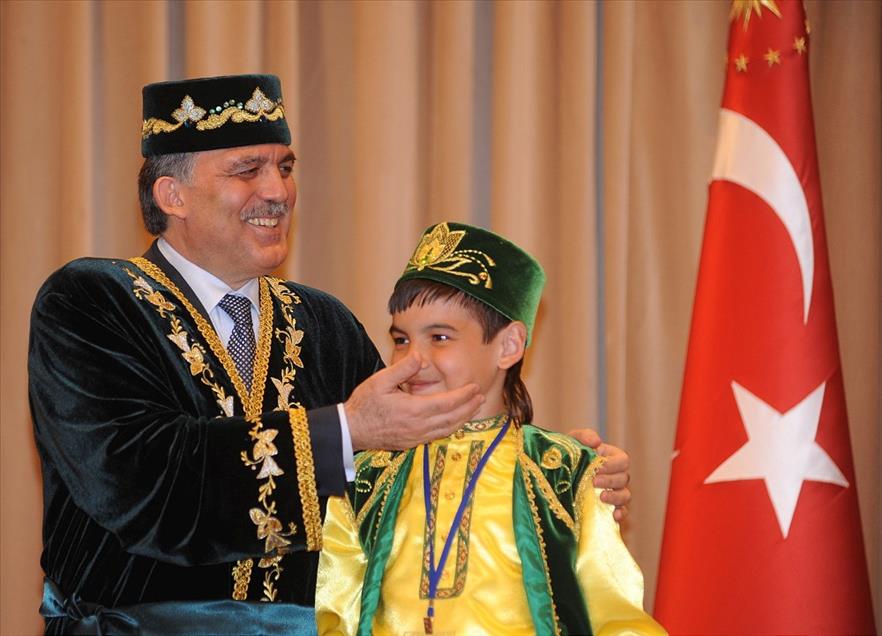 Cumhurbaşkanı Gül'ün şapkalı halleri