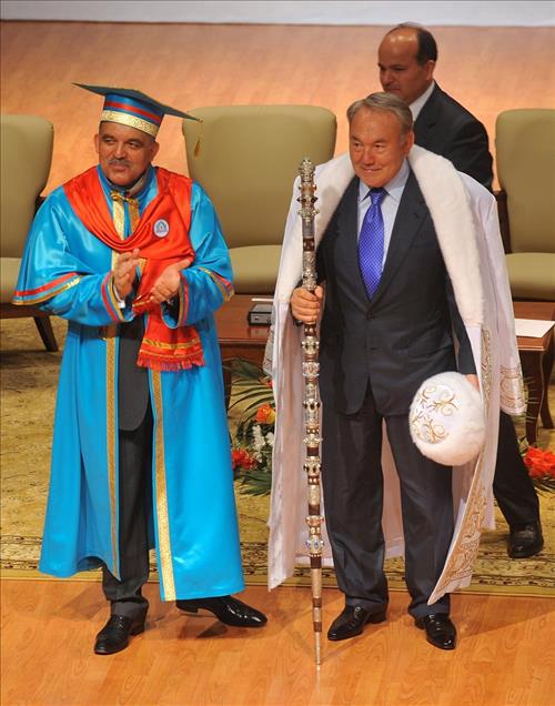 Cumhurbaşkanı Gül'ün şapkalı halleri