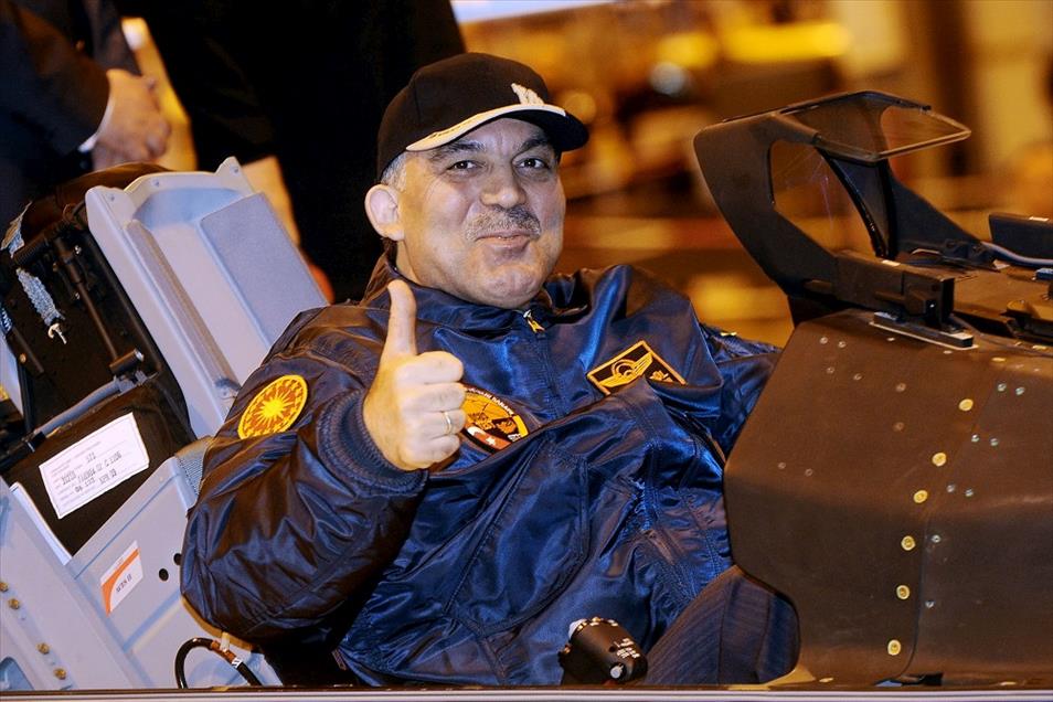 Cumhurbaşkanı Gül'ün şapkalı halleri