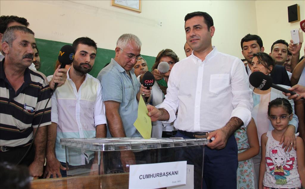 Cumhurbaşkanı adayı ve HDP Eş Genel Başkanı Selahattin Demirtaş
