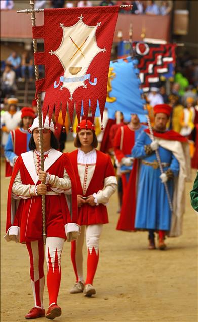 Siena’da dünyaca ünlü Palio Festivali yapıldı