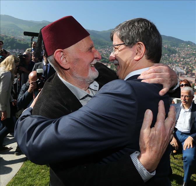 AA Objektiflerinden Ahmet Davutoğlu