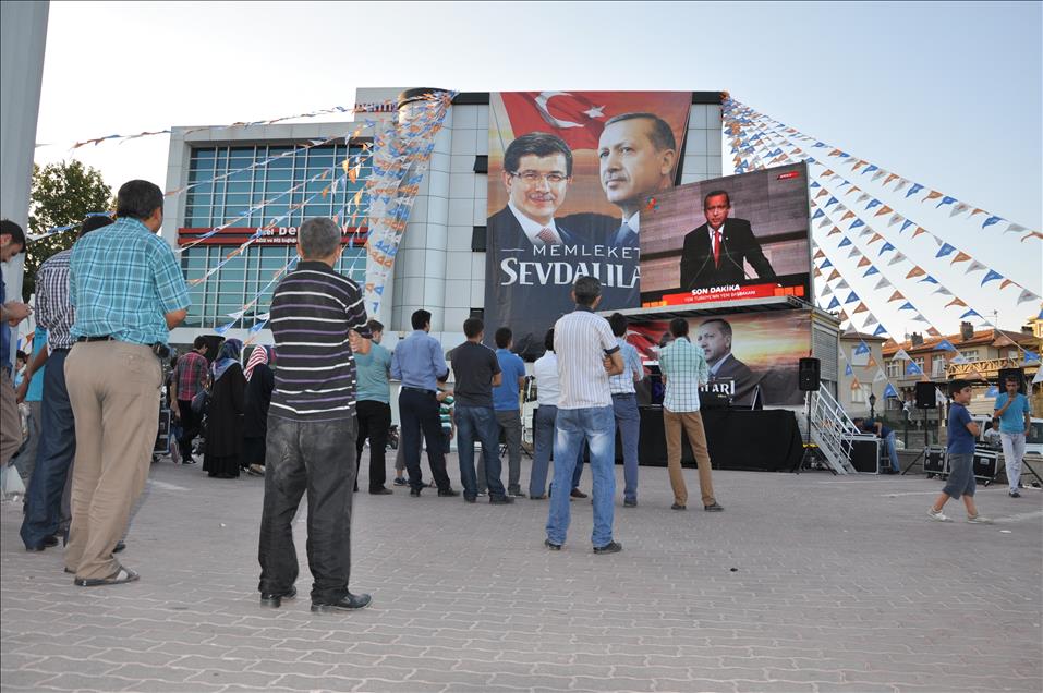 Davutoğlu'nun AK Parti Genel Başkan adayı gösterilmesi