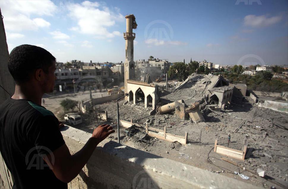 Israeli strikes destroy Omar Ibn Abd al-Aziz mosque in Beit Hanoun