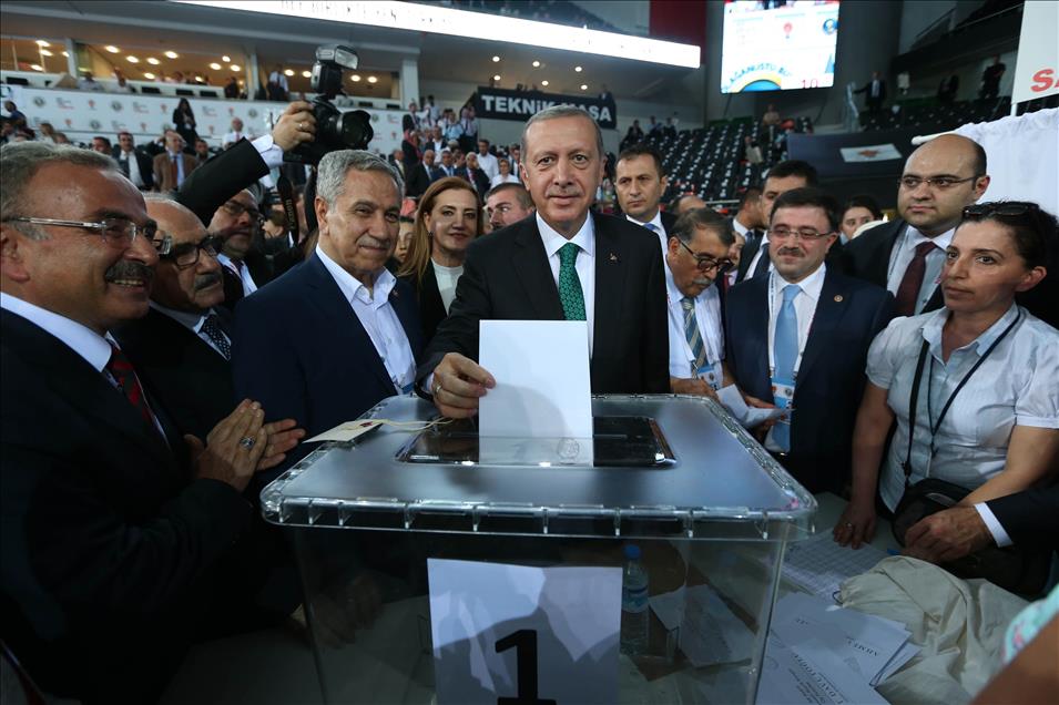 AK Parti 1. Olağanüstü Büyük Kongresi