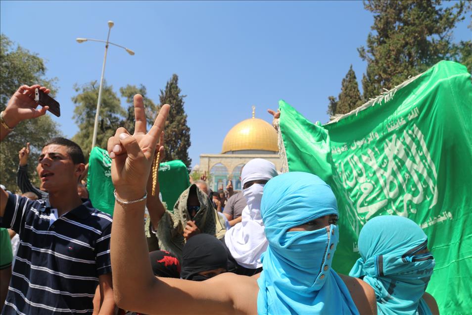 Mecid-i Aksa’da Hamas’a destek eylemi