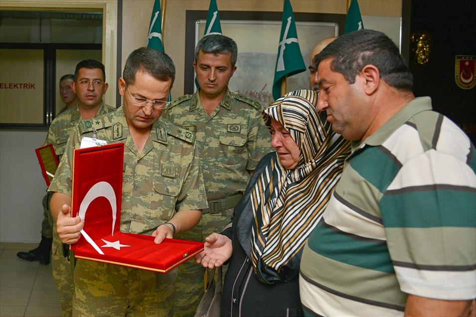 Oğlunun şehit olduğu yerden barış mesajı