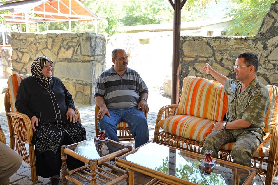 Oğlunun şehit olduğu yerden barış mesajı