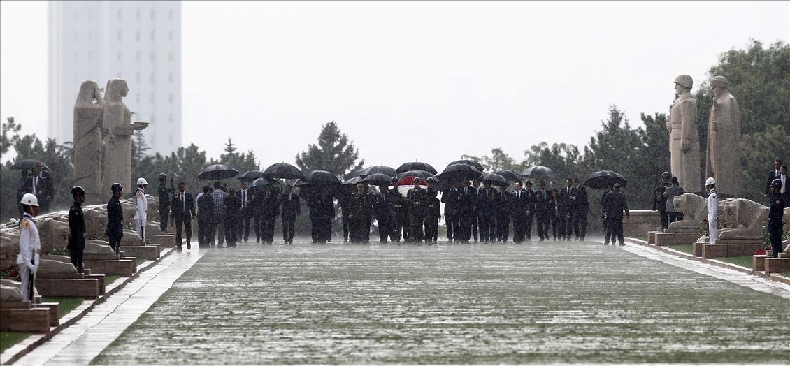 62. Hükümetten Anıtkabire ziyaret