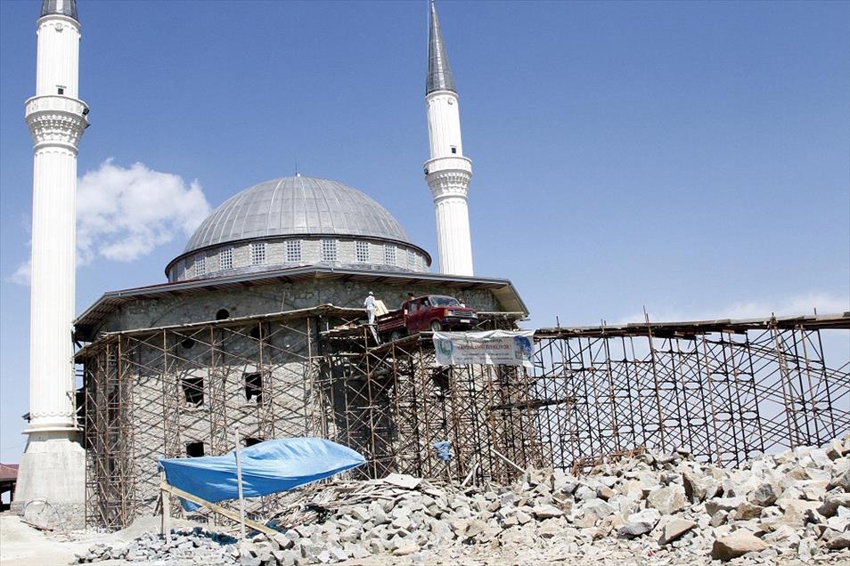 Karadeniz usulü "köprü", cami inşaatını kolaylaştırdı