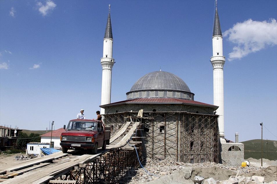 Karadeniz usulü "köprü", cami inşaatını kolaylaştırdı