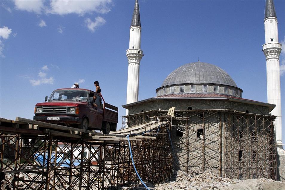 Karadeniz usulü "köprü", cami inşaatını kolaylaştırdı