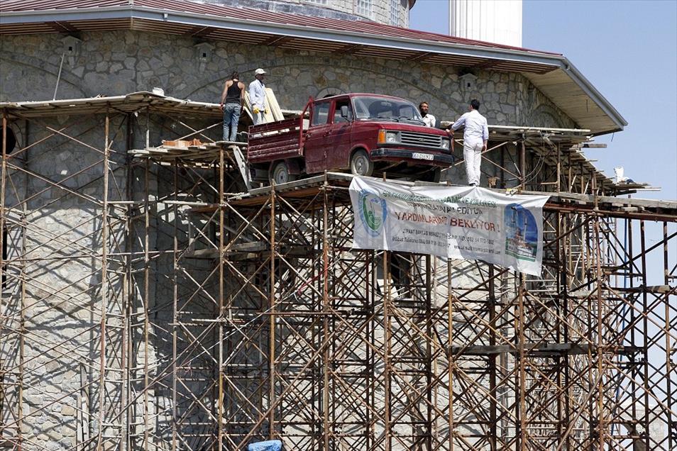 Karadeniz usulü "köprü", cami inşaatını kolaylaştırdı
