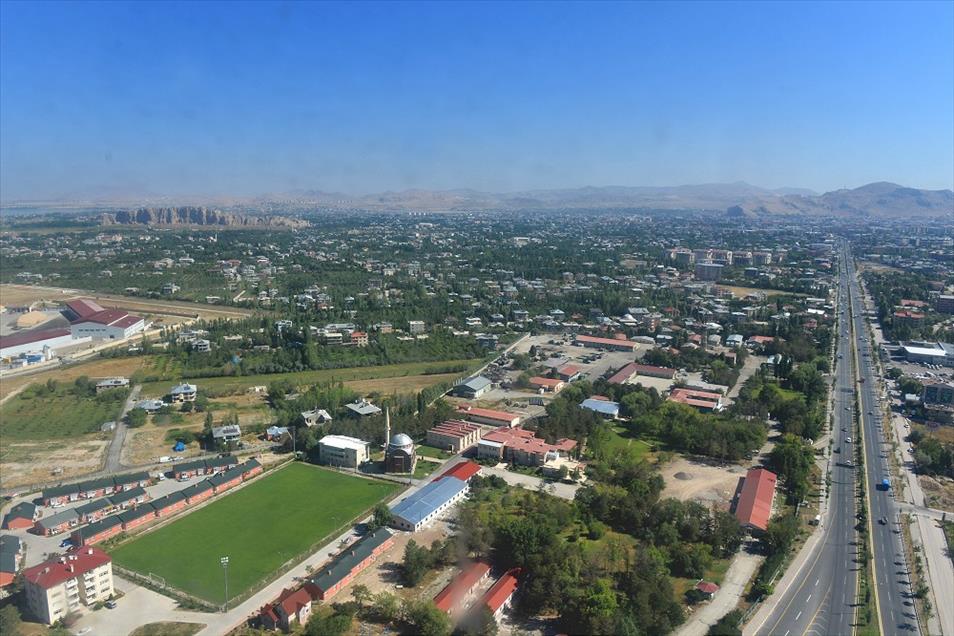 Kuş bakışı Van ve Hakkari