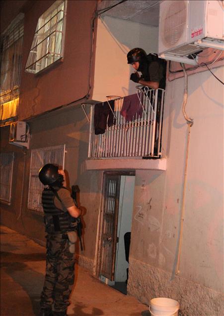 Adana'da "şafak" operasyonu