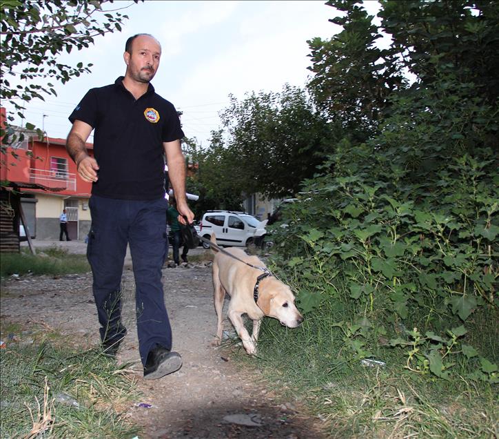 Adana'da "şafak" operasyonu