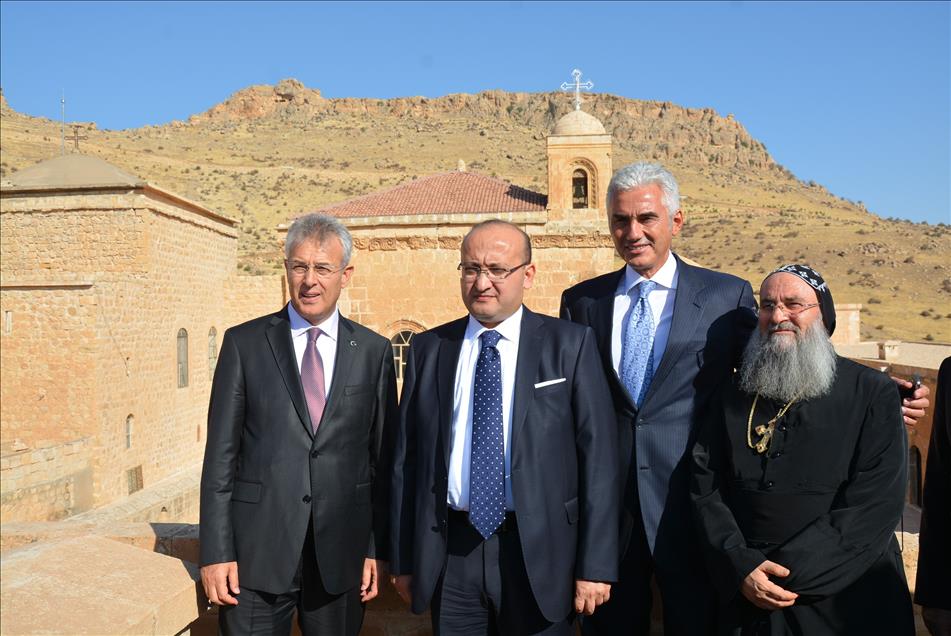 Başbakan Yardımcısı Yalçın Akdoğan, Mardin'de