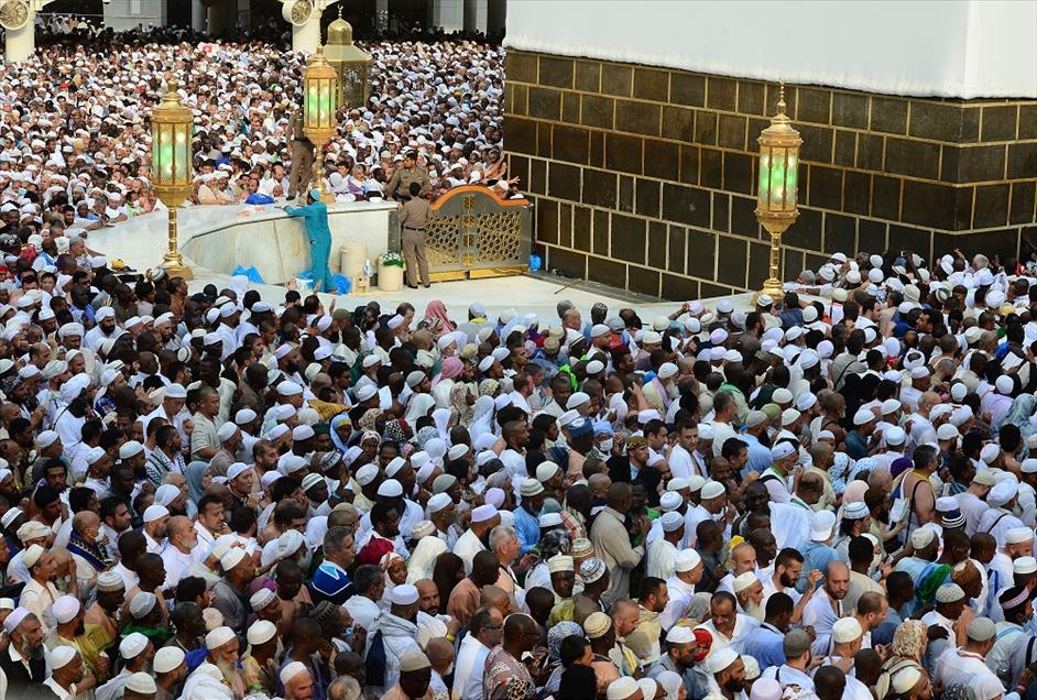 Kabe'de hac yoğunluğu