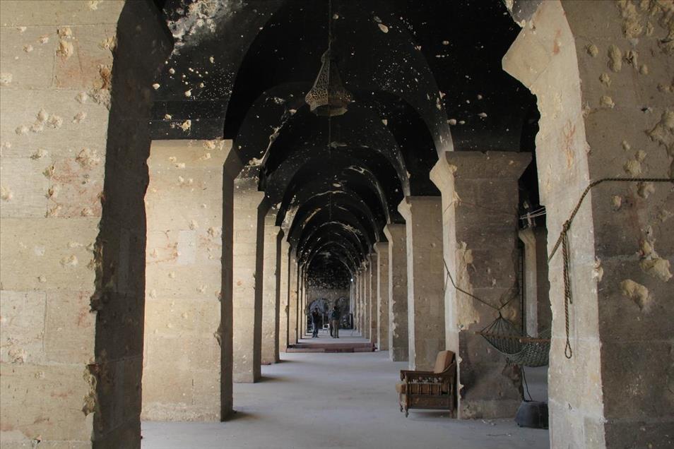 الجامع الأموي بحلب.. شاهد عيان على الوجه القبيح للحرب الدائرة في سوريا