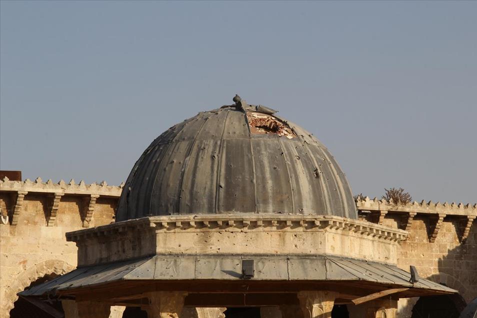 الجامع الأموي بحلب.. شاهد عيان على الوجه القبيح للحرب الدائرة في سوريا