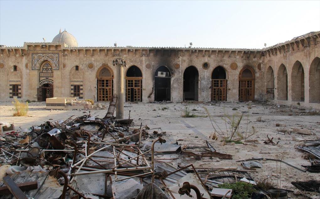 الجامع الأموي بحلب.. شاهد عيان على الوجه القبيح للحرب الدائرة في سوريا