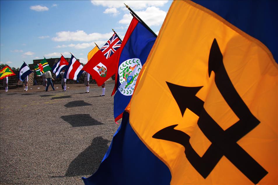 New Fire lighting ceremony in pre-hispanic city Teotihuacan