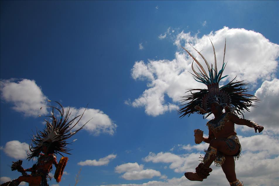 New Fire lighting ceremony in pre-hispanic city Teotihuacan