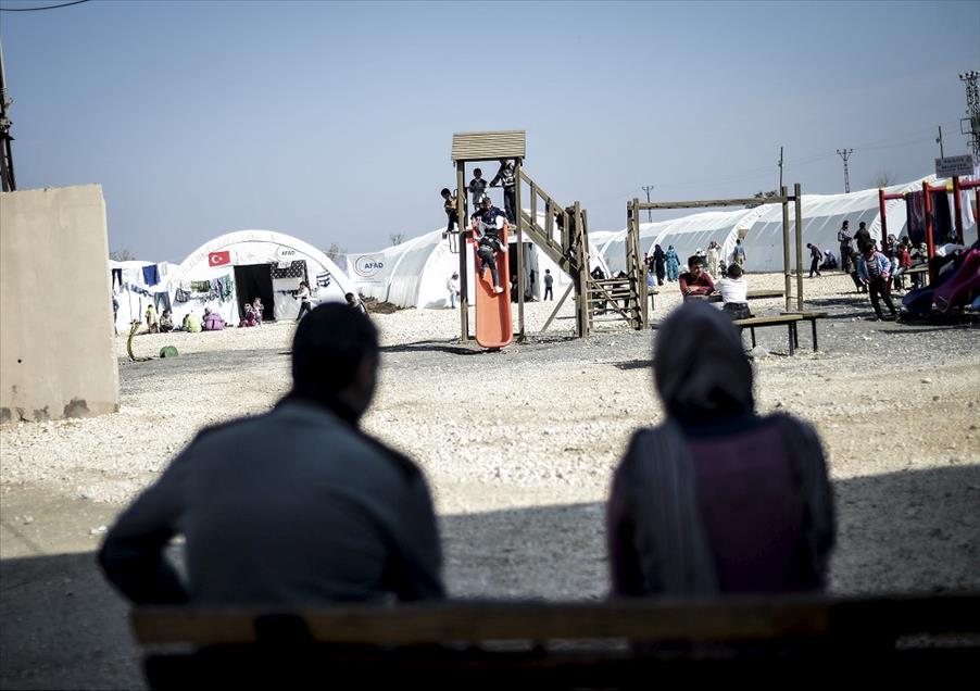 Türkiye'ye sığınan Suriyeli Kürtler